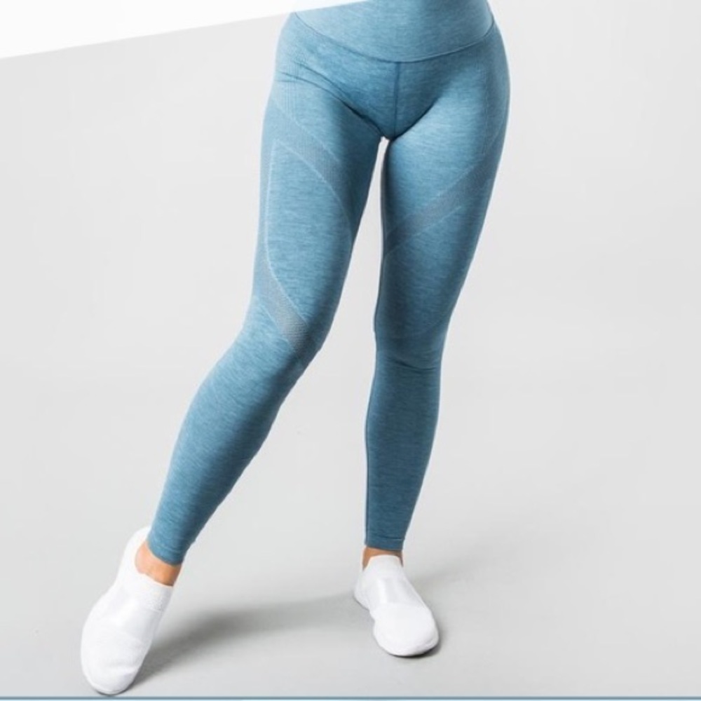 Alphalete Aero Leggings In Storm Blue Gem